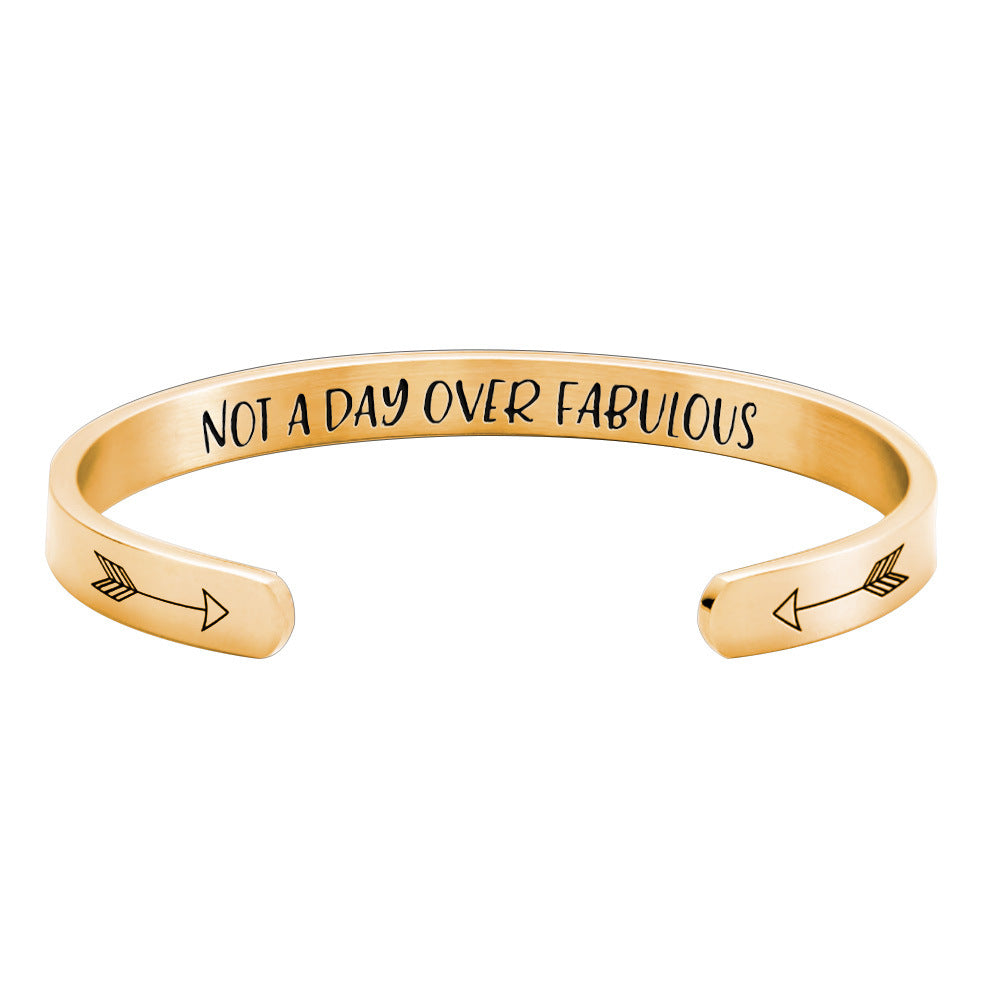 Abertura de acero C de acero inoxidable al por mayor no es un día sobre una pulsera fabulosa